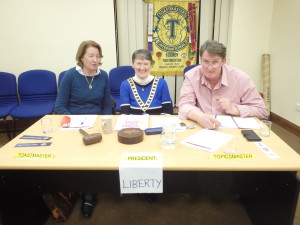  The Top Table:- Eilish Ui Bhrian, President, flanked by Toastmaster of the evening Mary Whelan (left) and Tim Fitzgerald, Topicsmaster.